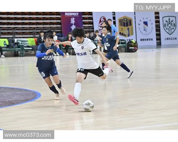 杭州足球队进攻策略分析与得失总结探讨